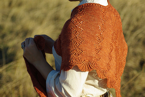 Antonia Shawlette/Capelet