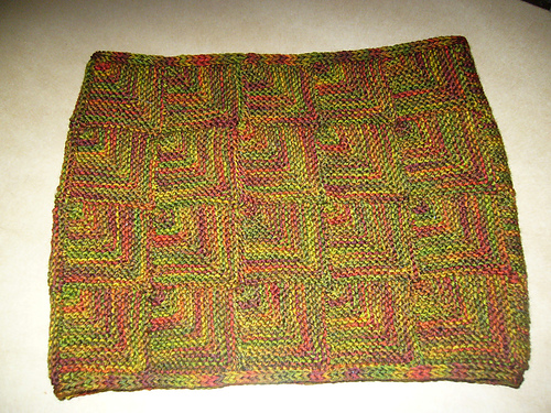 Tight cowl (mitered squares)