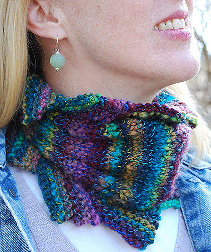 Star Flower Neckwarmer and Cuffs