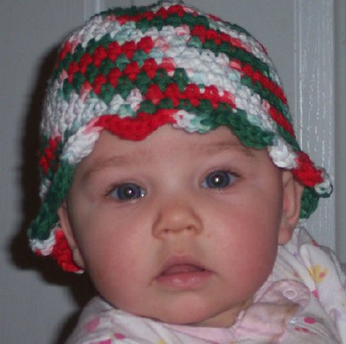 Scalloped Baby Hat