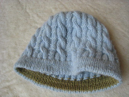 Reversible Cables Hat photo 2
