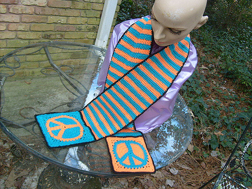 Fredstegn Granny Square - bylizmatishFlickr