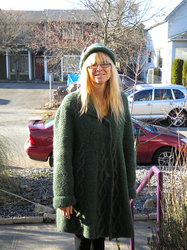 Cabled A-Line Coat / Palmikkotakki