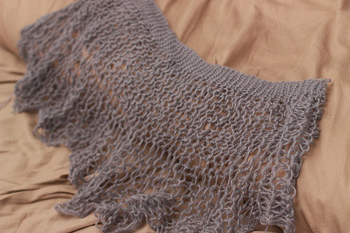 4405 Ruffled Scarf