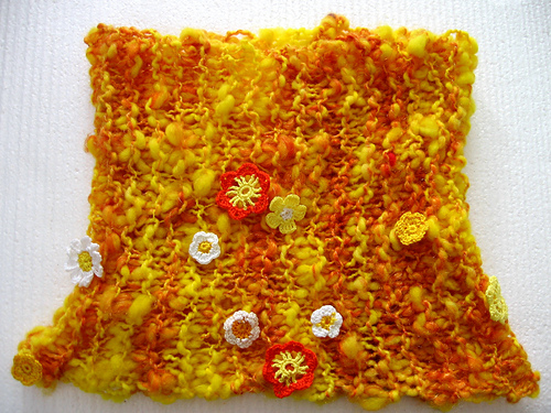 Daffodilia Cowl