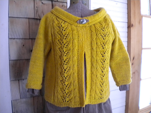 Ravelry: Raglan Sweater pattern by Priscilla Gibson Roberts