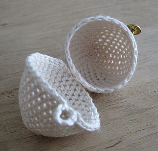 Empty egg cosie