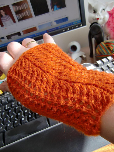Appelsínu stúkur / orange wrist warmers
