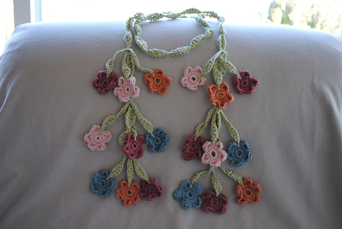 Flowers on the Vine Scarf photo 1