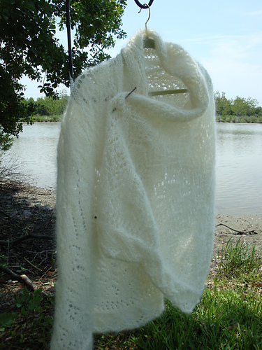 Snow Scallops Stole and Scarf