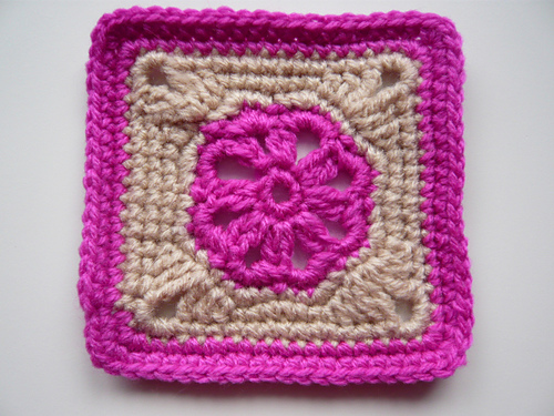 Flower Granny Square photo 1