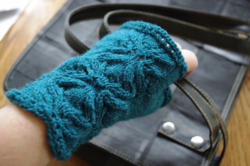 Karen Fingerless Gloves
