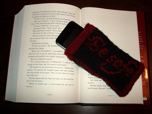 Twilight Inspired iPhone/iPod Touch Socks photo 5