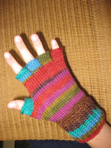 fingerless gloves