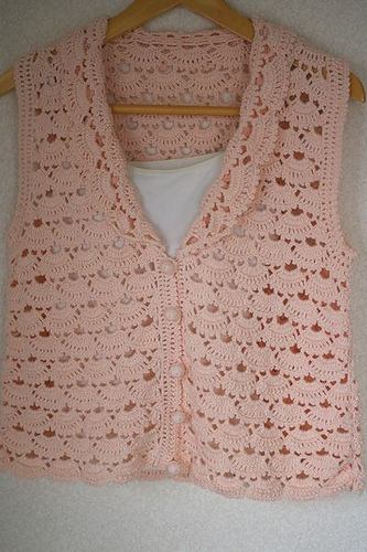 p.44 Early Summer Vest