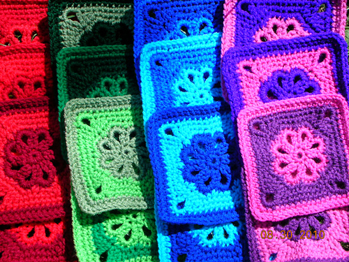 Flower Granny Square photo 5