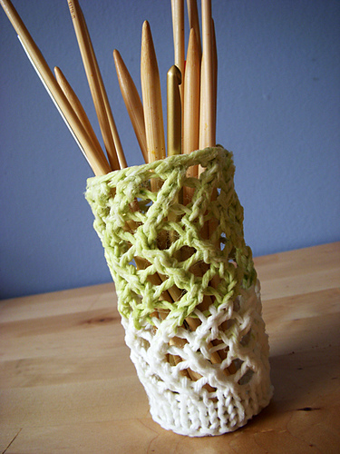 Zig-Zag Lace Cup