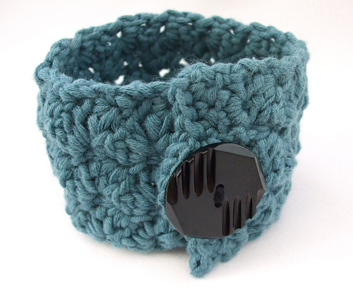 Ripple Stitch Wrist Cuff