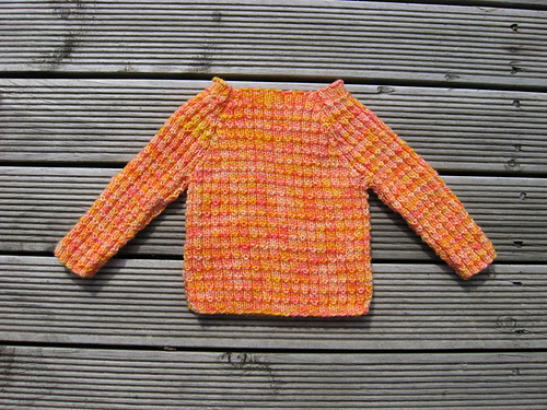 #10 Easy square neck jumper with raglan sleeves