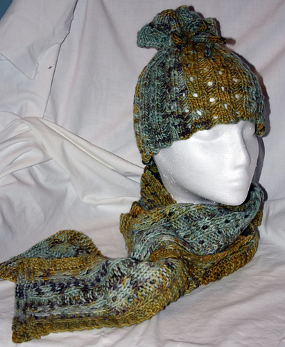 Dotted Rib Cap and Scarf