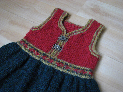 Mod1: Bunad, Jakke, Pannebånd og knestrømper/sko - byLilacFlickr