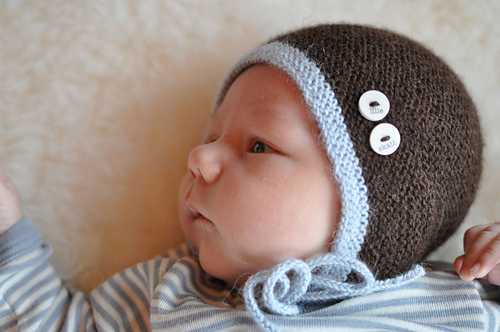 #1936 Lettstrikka babylue - byGurolaga