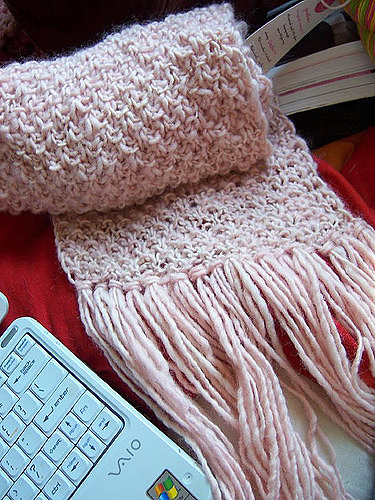 Manos Moss Stitch Scarf