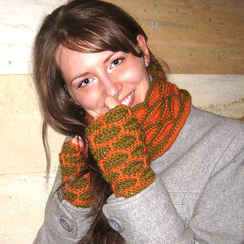 Honeycomb Wrist Warmers