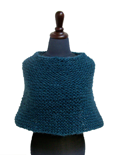 Warmhearted Capelet