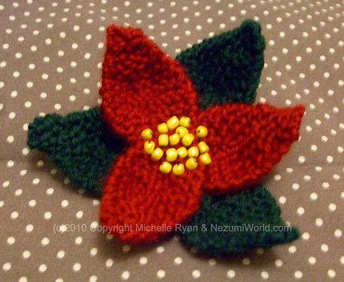 Knitted poinsettia