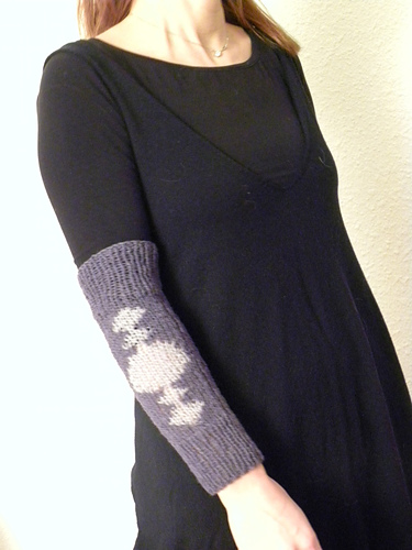 Greta sleeves and cowl photo 1