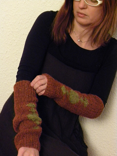 Greta sleeves and cowl photo 5
