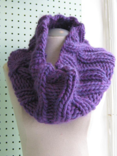 Travelling Ribs Cowl