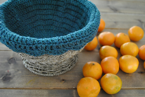 Crochet Basket Liner photo 3