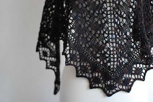 Fleurdelise One Skein Triangle Shawl