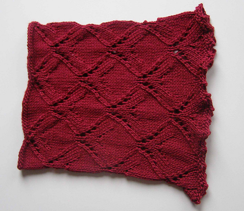 Lovely Leafy Neckwarmer