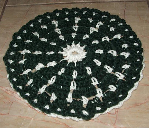 Evergreen in the Round Dishcloth