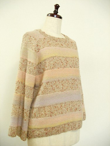 p.029 Striped Raglan