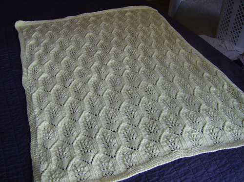 Lace Plumes Baby Blanket CH-48