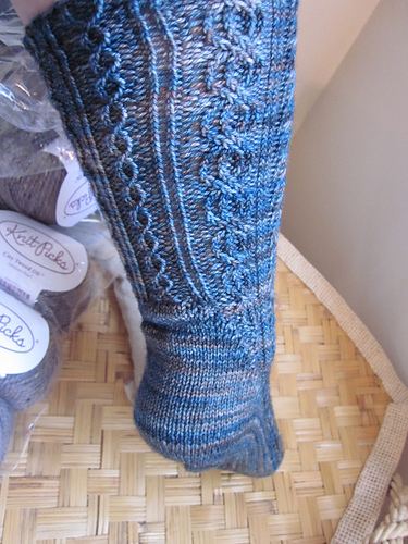 EZ's Moccasin Socks with Twisted-Stitch Motifs