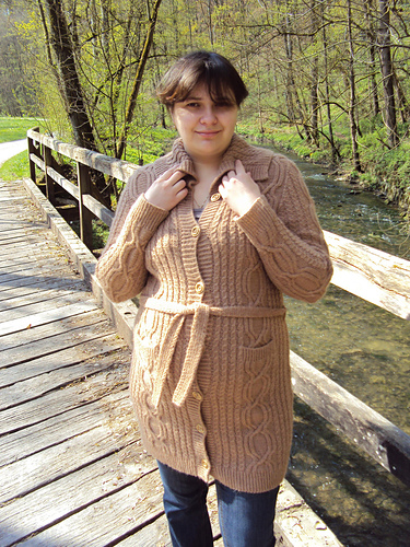 #04 Jacke im Stil von Laura Biagiotti
