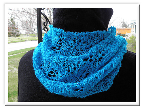 Apatite Cowl