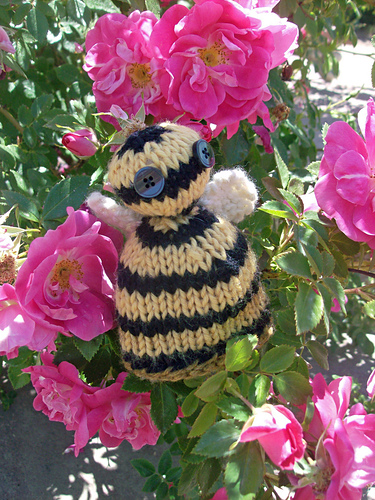Reversible Bee and Beehive