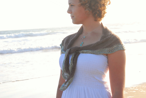 Sand and Sea Shawlette