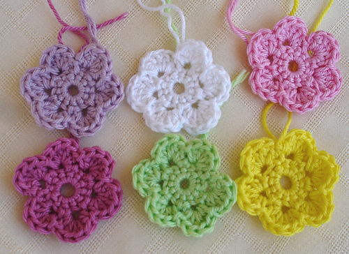 Crochet doodle flower