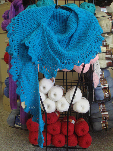 loops and threads shimmer shawl