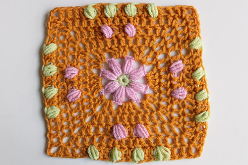 Granny Square 68