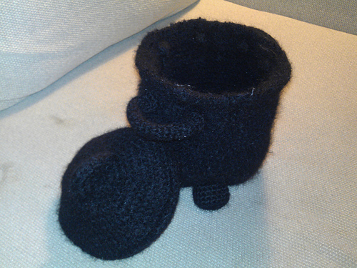 Crocheted & felted witch's cauldron