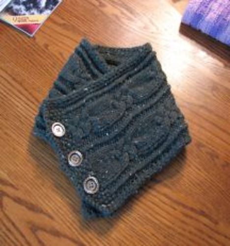 Cabled Cowl - Neckwarmer