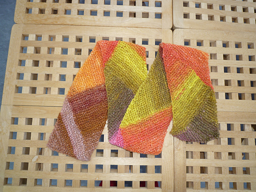Multidirectional Diagonal Scarf photo 11